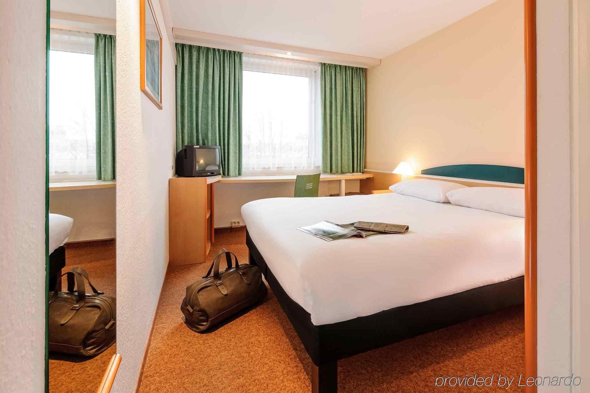 Ibis Paderborn City Eksteriør billede