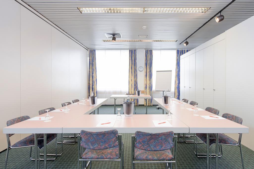 Ibis Paderborn City Eksteriør billede