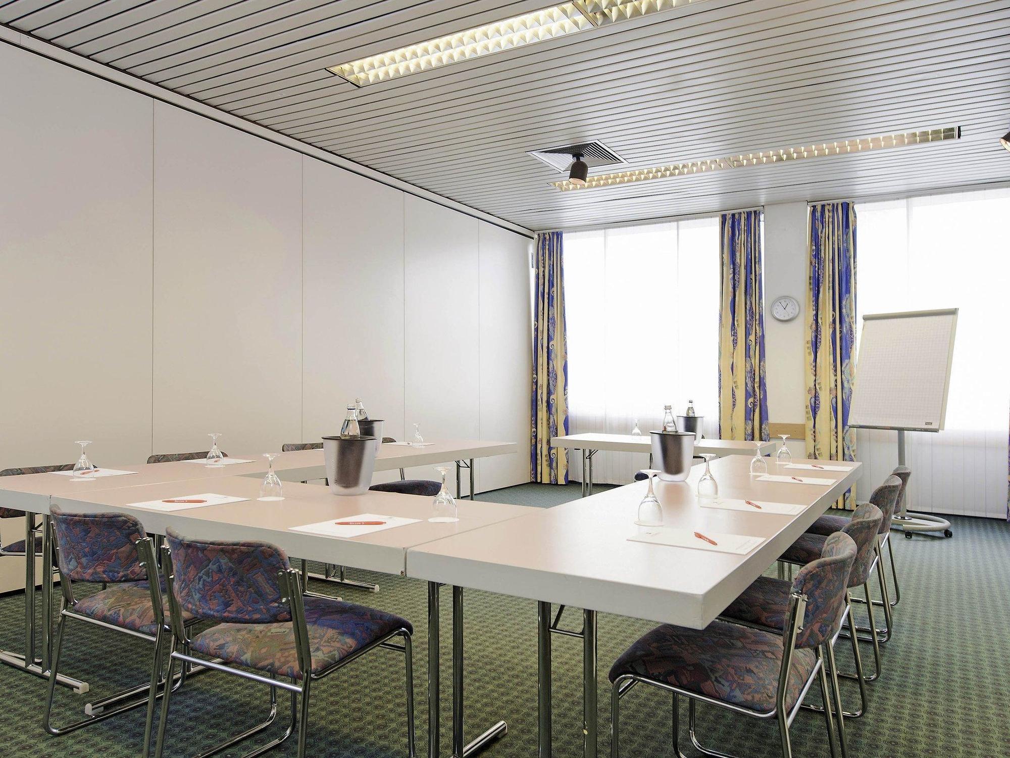 Ibis Paderborn City Eksteriør billede