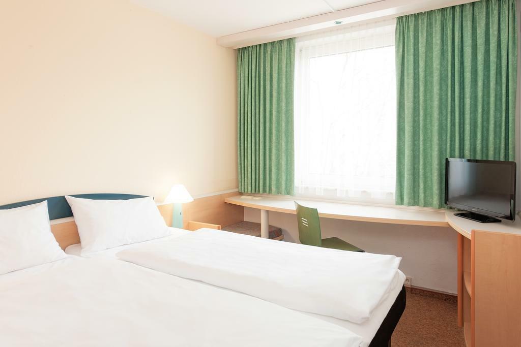 Ibis Paderborn City Eksteriør billede